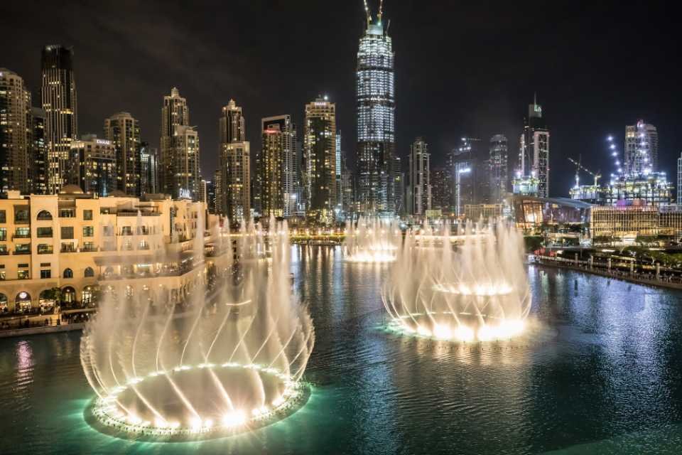 dubai-fountain-at-night.jpg